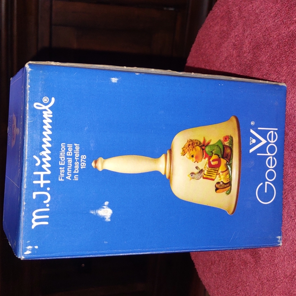 M.J Hummel First Edition Annual Bell